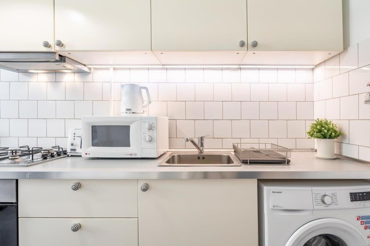 Lovely & Cozy Home With A C Budapest Ngoại thất bức ảnh